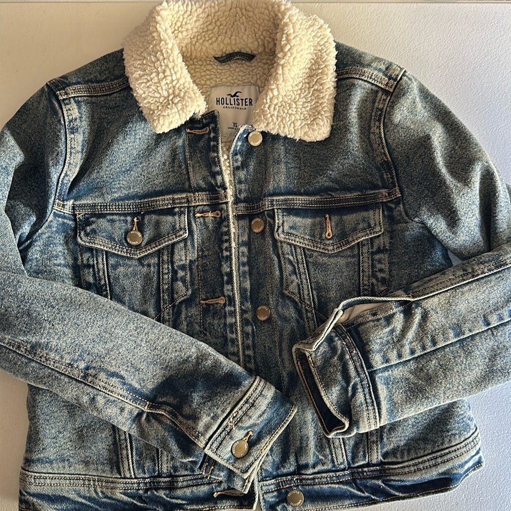 Hollister